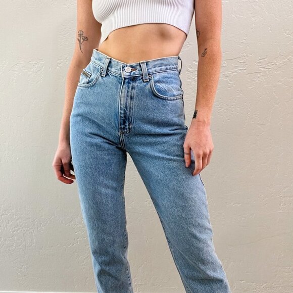 Vintage 1990's Calvin Klein Lightwash High Rise Straight Leg Mom Jeans - Picture 2 of 4